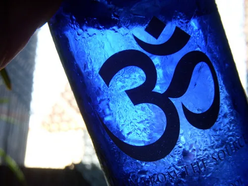 om